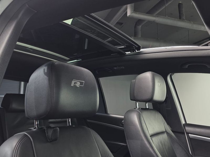 2016 Volkswagen Tiguan 2.0 TDI R-Line 5N photo 17