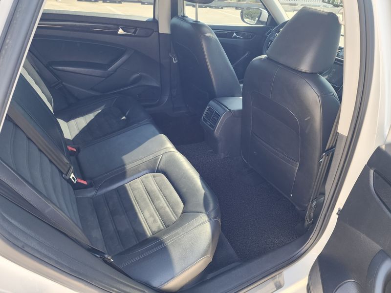 2015 Volkswagen Passat 2.0 TDI B7 photo 14