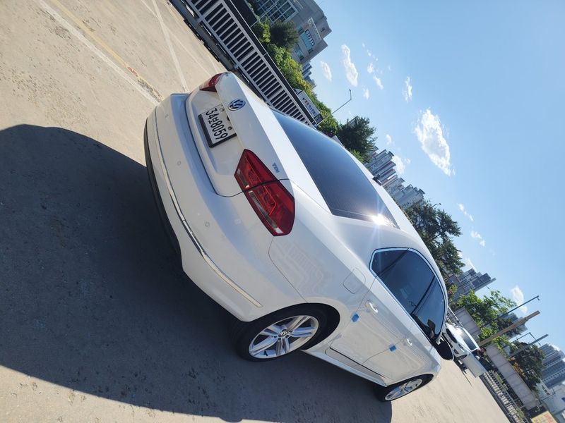 2015 Volkswagen Passat 2.0 TDI B7 photo 20