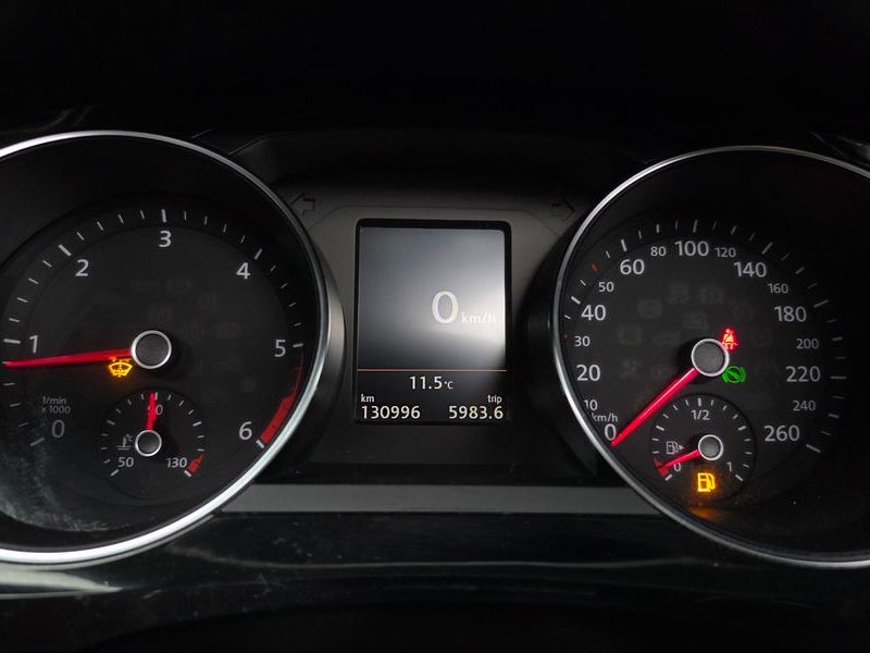 2016 Volkswagen Jetta 2.0 TDI BlueMotion Premium 6th photo 8