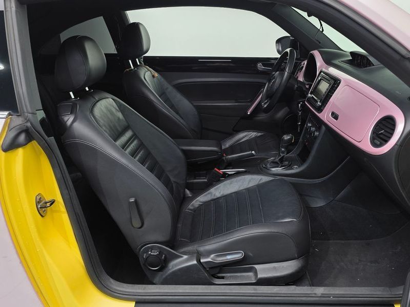 2013 Volkswagen Beetle 2.0 TDI Premium 3rd photo 11