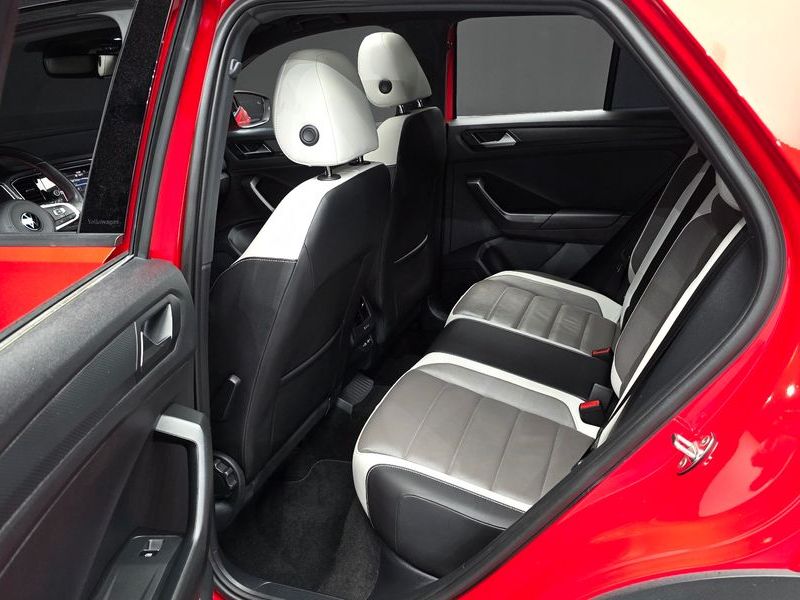 2022 Volkswagen T-Roc 2.0 TDI Premium photo 12