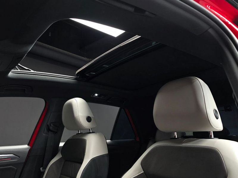 2022 Volkswagen T-Roc 2.0 TDI Premium photo 17