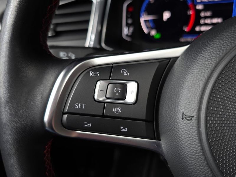 2022 Volkswagen T-Roc 2.0 TDI Premium photo 18