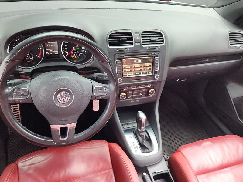 2012 Volkswagen Golf 2.0 TDI Cabriolet photo 7