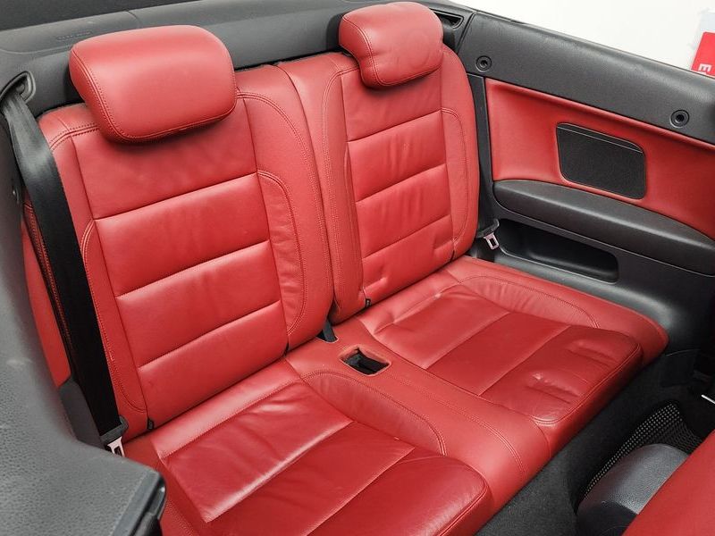 2012 Volkswagen Golf 2.0 TDI Cabriolet photo 12