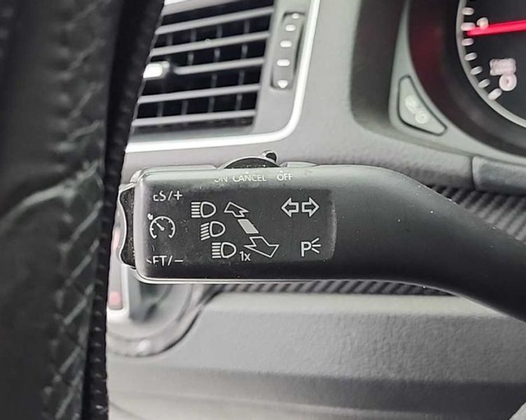 2013 Volkswagen Passat 2.0 TDI B7 photo 17