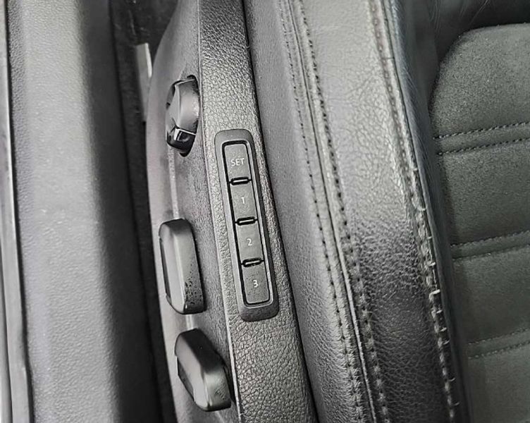 2013 Volkswagen Passat 2.0 TDI B7 photo 19