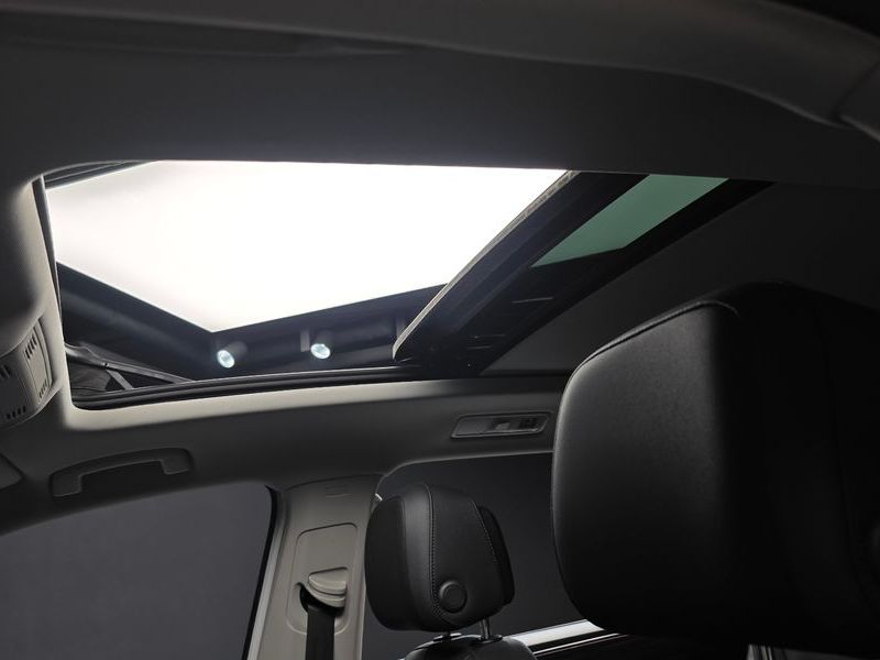 2023 Volkswagen Tiguan 2.0 TSI Prestige photo 18