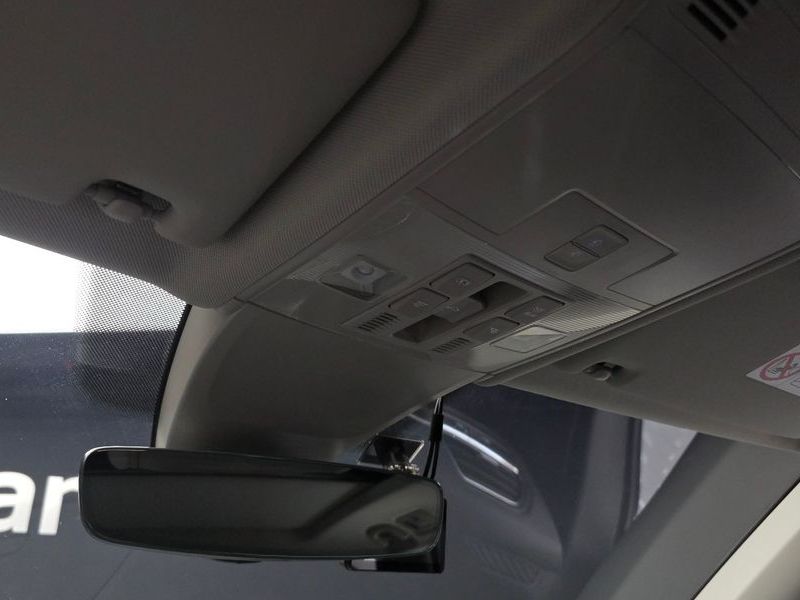 2023 Volkswagen Tiguan 2.0 TSI Prestige photo 19