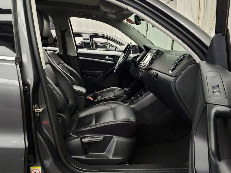 2016 Volkswagen Tiguan 2.0 TDI Premium 5N photo 11