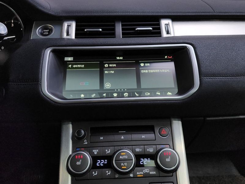 2018 Land Rover Range Rover Evoque 2.0 TD4 SE photo 15
