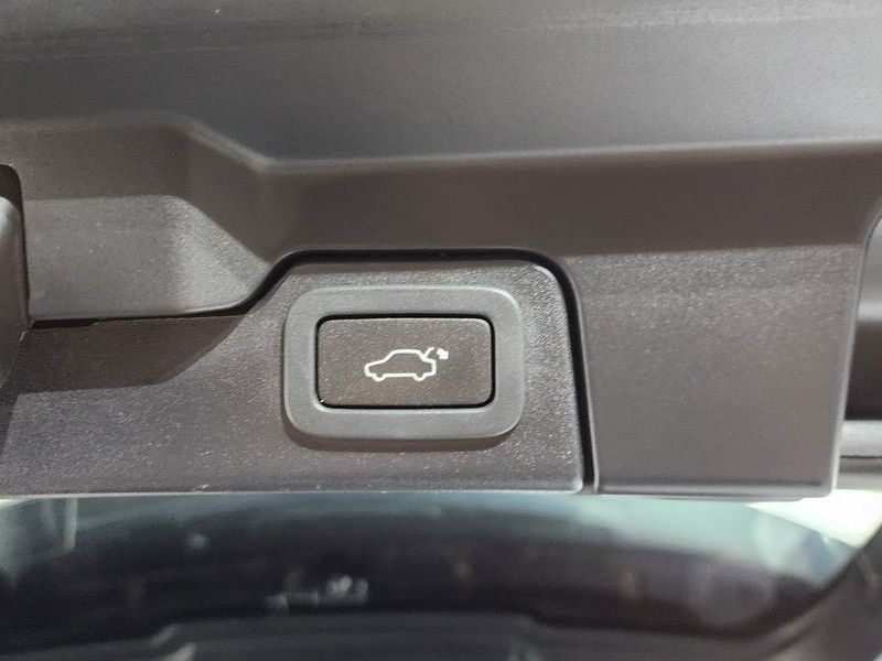 2018 Land Rover Range Rover Evoque 2.0 TD4 SE photo 19