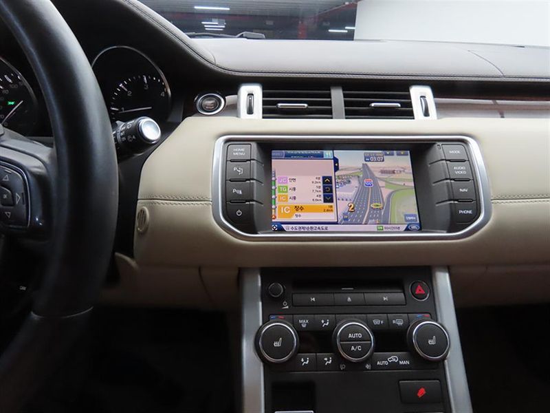 2013 Land Rover Range Rover Evoque 2.2 SD4 Prestige photo 10