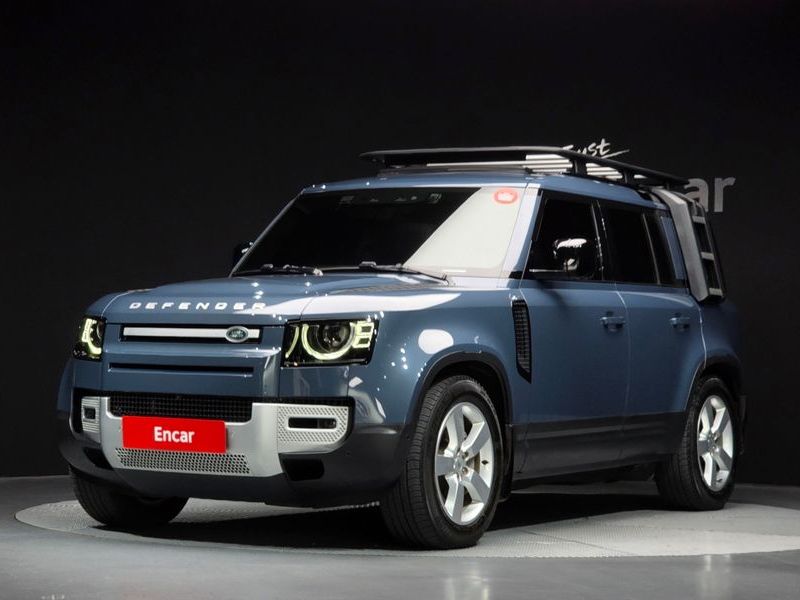2022 Land Rover Defender 110 D300 HSE photo 1