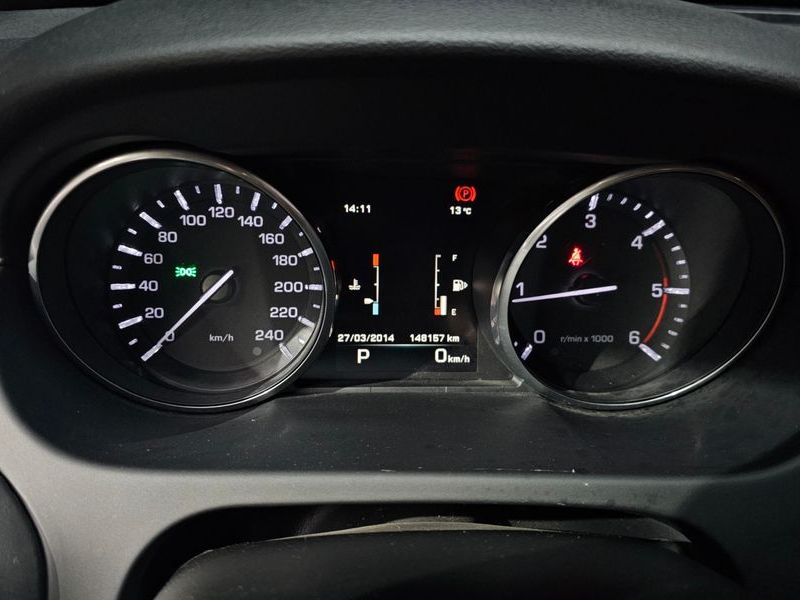 2016 Land Rover Discovery Sport 2.0 TD4 HSE Luxury photo 8