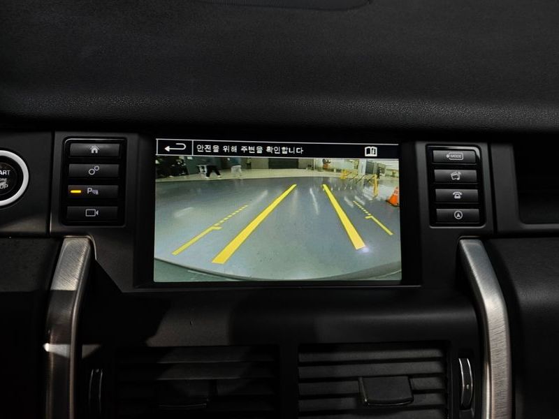 2016 Land Rover Discovery Sport 2.0 TD4 HSE Luxury photo 16