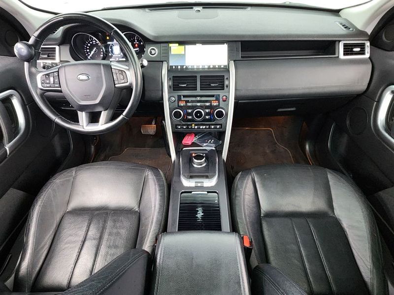 2017 Land Rover Discovery Sport 2.0 TD4 SE photo 7
