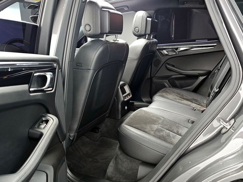 2016 Porsche Macan 3.0 S Diesel 95B photo 11