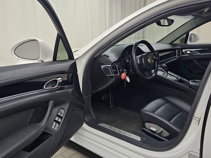 2012 Porsche Panamera 3.6 AWD 970 photo 10