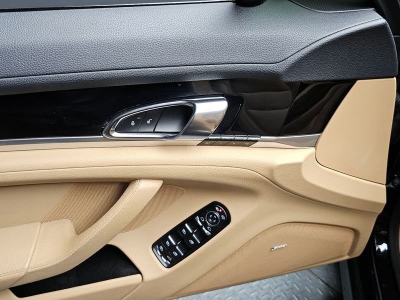 2016 Porsche Panamera 3.6 AWD Edition 970 photo 17