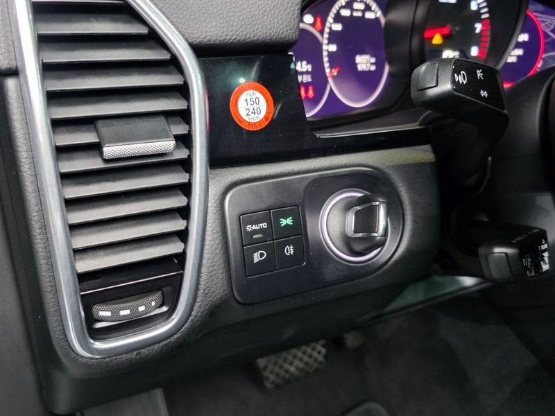 2022 Porsche Cayenne 3.0 Coupe photo 27