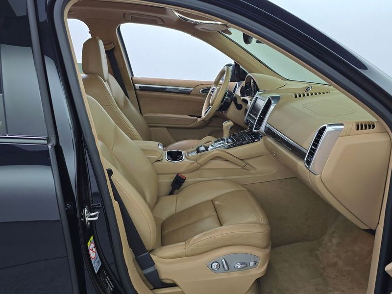 2013 Porsche Cayenne 4.8 GTS 958 photo 11