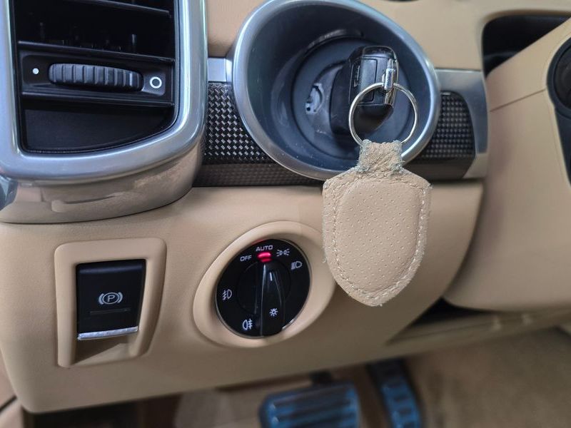 2013 Porsche Cayenne 4.8 GTS 958 photo 17