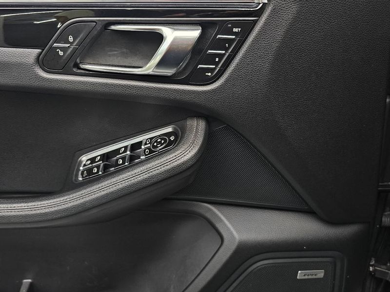 2015 Porsche Macan 3.0 S 95B photo 17
