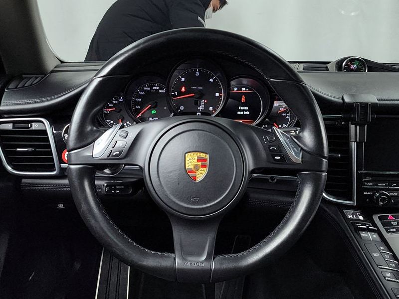 2016 Porsche Panamera 3.0 Diesel 970 photo 13