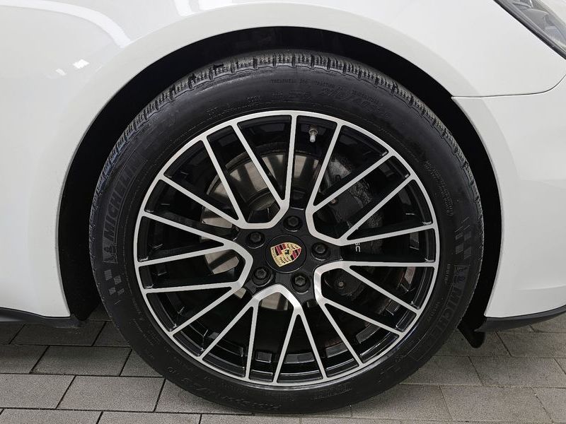 2018 Porsche Panamera 3.0 AWD photo 21