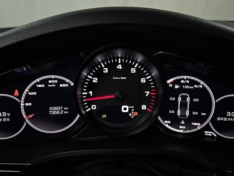 2020 Porsche Cayenne 3.0 photo 8