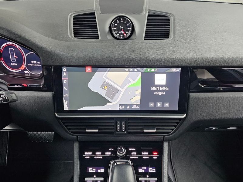 2020 Porsche Cayenne 3.0 photo 15