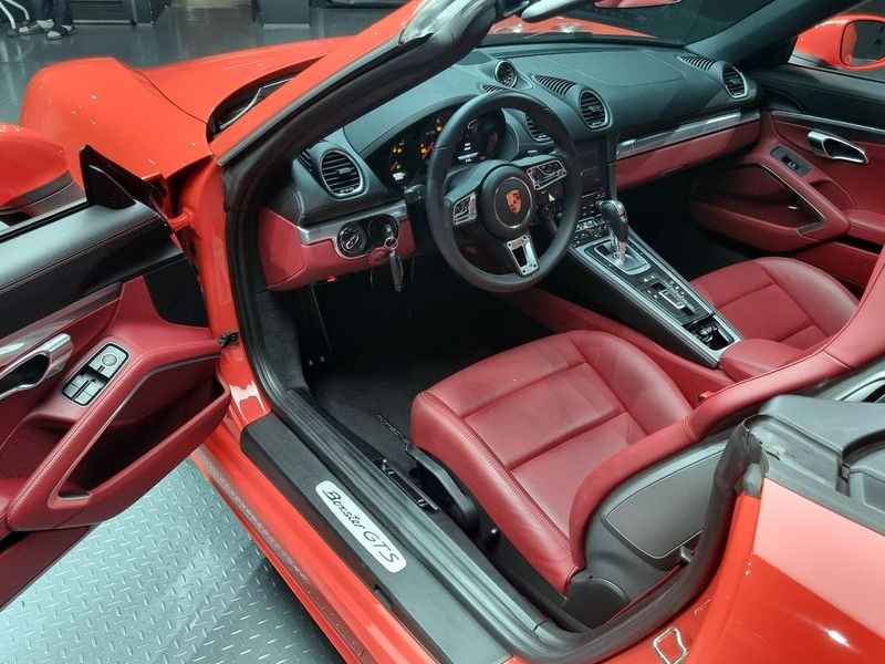 2019 Porsche 718 2.5 GTS photo 11
