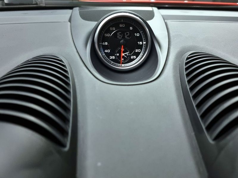 2019 Porsche 718 2.5 GTS photo 17