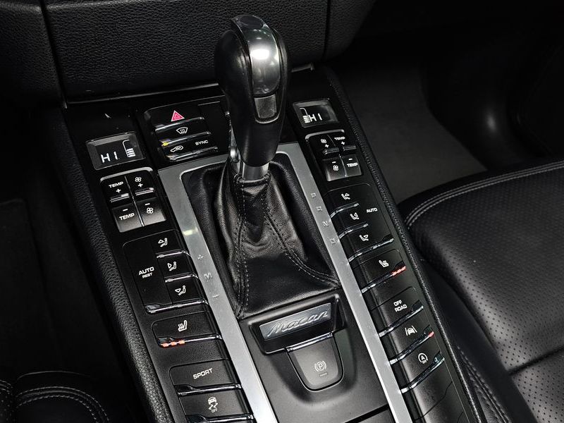 2017 Porsche Macan 3.0 S Diesel 95B photo 9