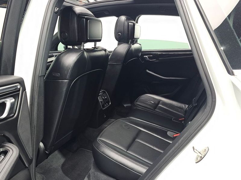2017 Porsche Macan 3.0 S Diesel 95B photo 12