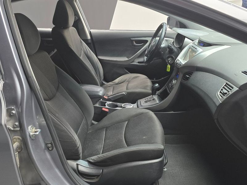 2013 Hyundai Avante M16 GDI Smart photo 10