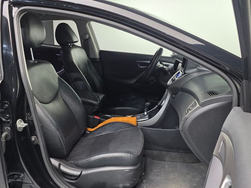 2012 Hyundai Avante M16 GDI Premier photo 10