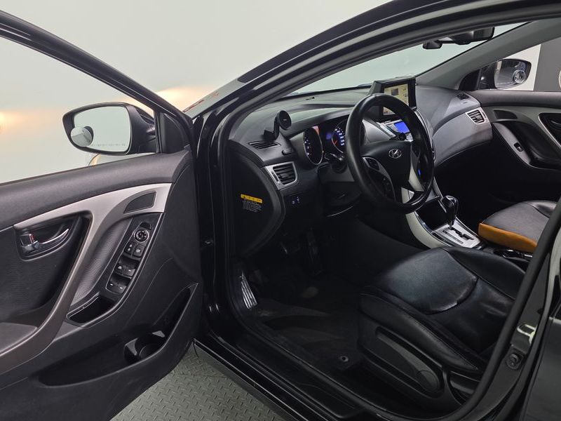 2012 Hyundai Avante M16 GDI Premier photo 11