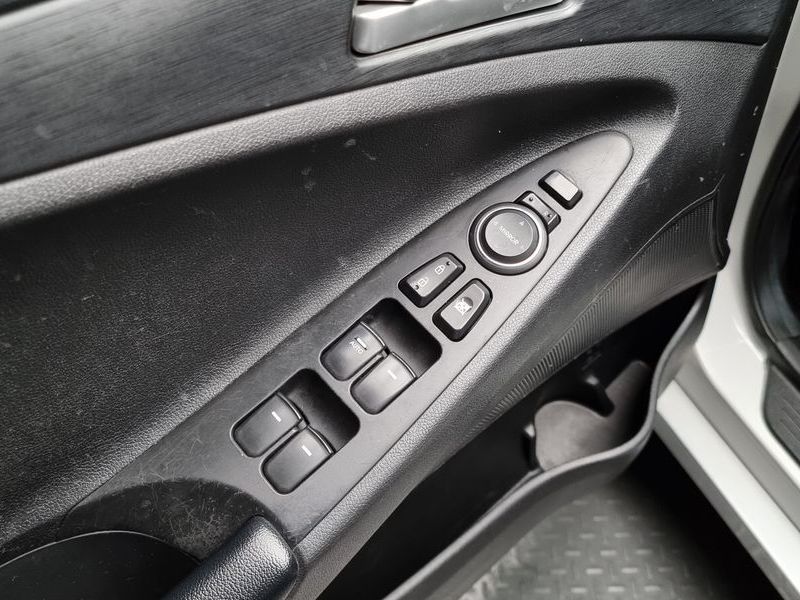 2013 Hyundai Sonata LPI Style photo 17