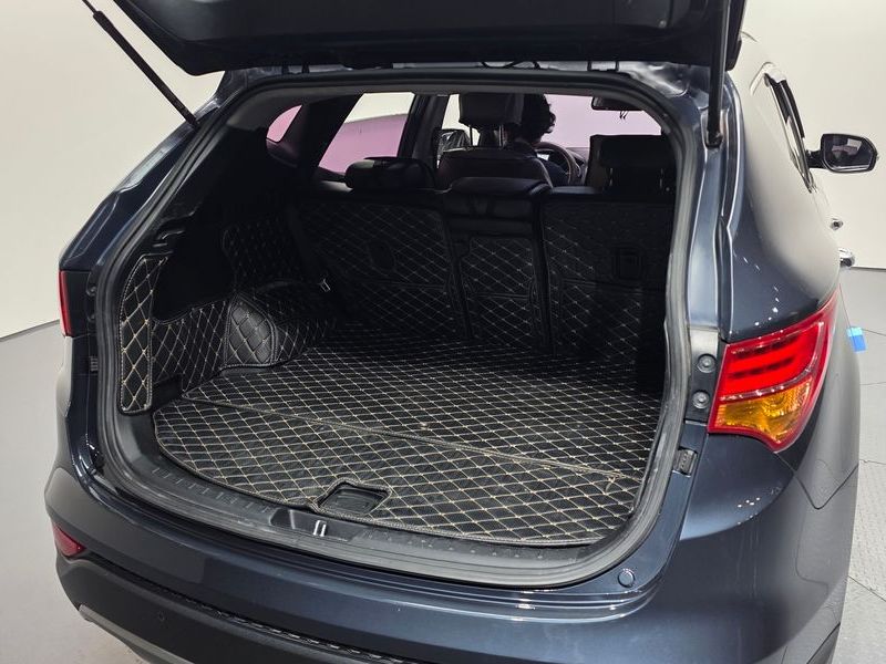 2015 Hyundai Santa Fe Diesel(e-VGT) 2.0 2WD Premium photo 20