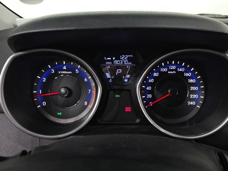 2012 Hyundai Avante M16 GDI Luxury photo 8