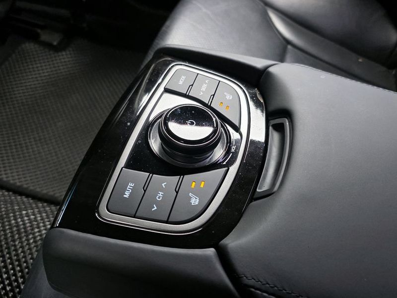 2014 Hyundai Grandeur HG240 Modern photo 18