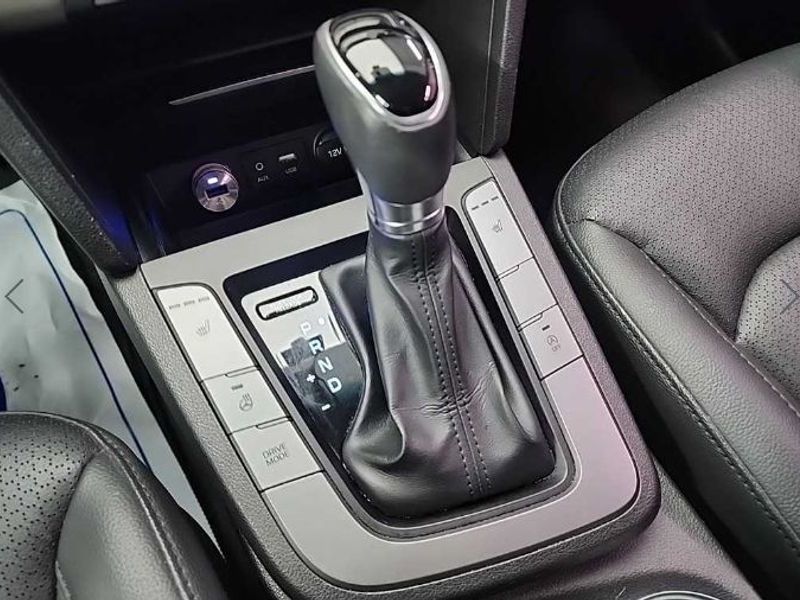 2016 Hyundai Avante 1.6 e-VGT SMART photo 8