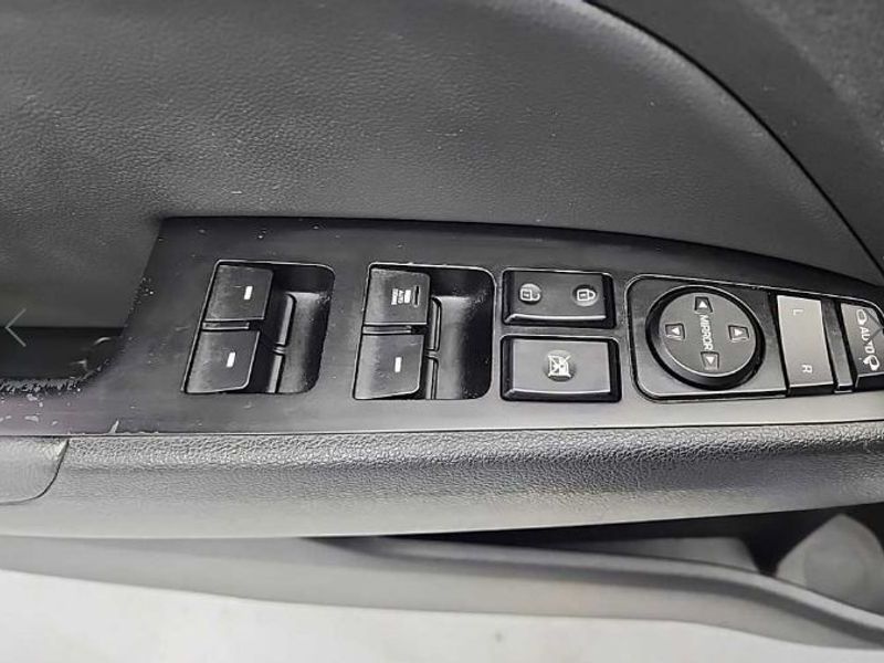 2016 Hyundai Avante 1.6 e-VGT SMART photo 15