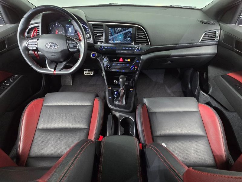 2017 Hyundai Avante 1.6 Turbo Sport photo 7