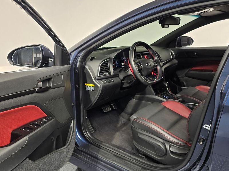 2017 Hyundai Avante 1.6 Turbo Sport photo 10