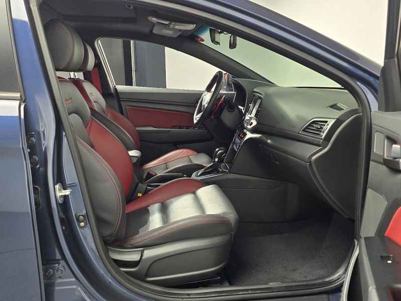 2017 Hyundai Avante 1.6 Turbo Sport photo 11