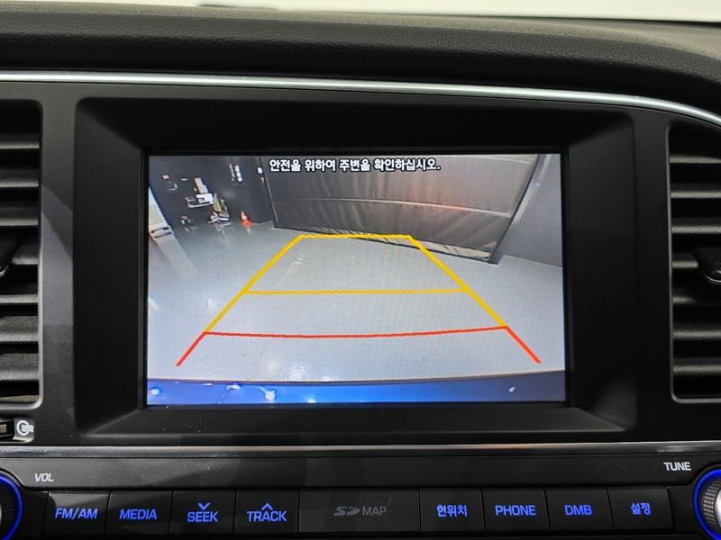 2017 Hyundai Avante 1.6 Turbo Sport photo 15